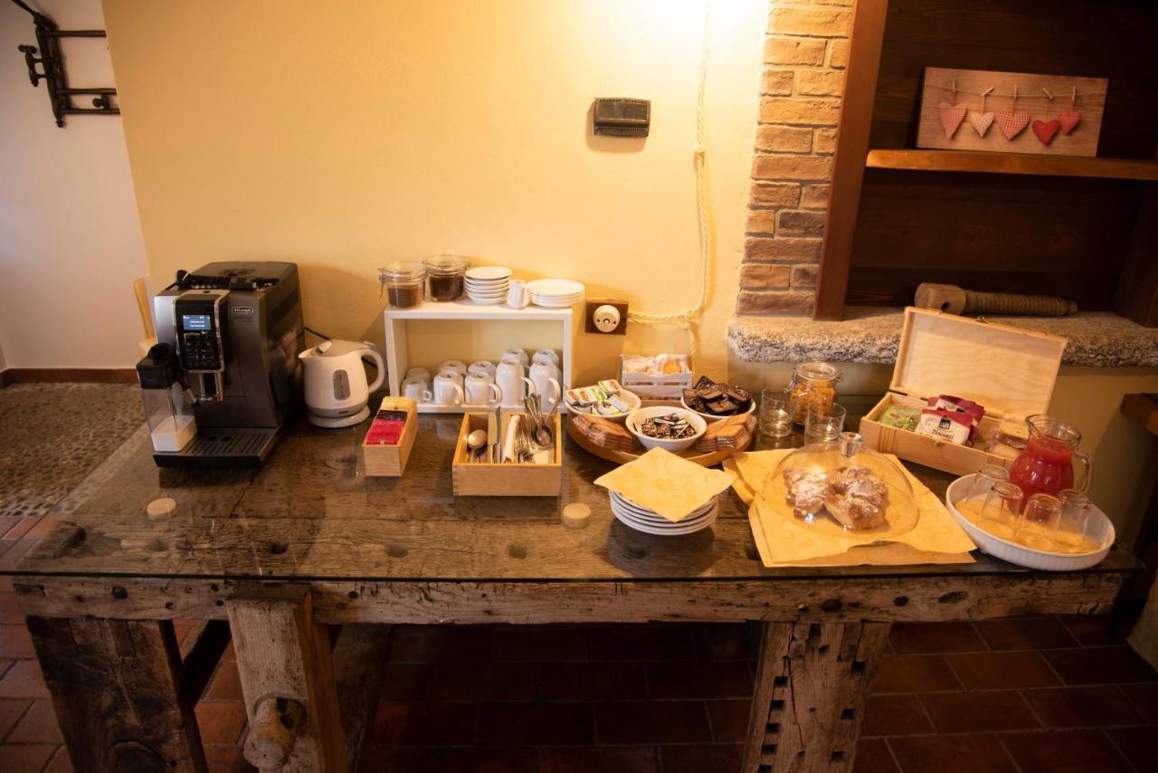 Agriturismo Cascina Costa Cassago Brianza ภายนอก รูปภาพ